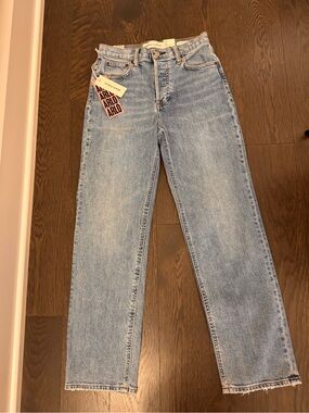 Aritzia denim forum the arlo high rise straight 28L size 25 NWT